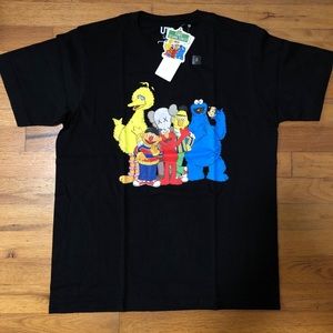 Kaws X Sesame Street Graphic T-Shirt